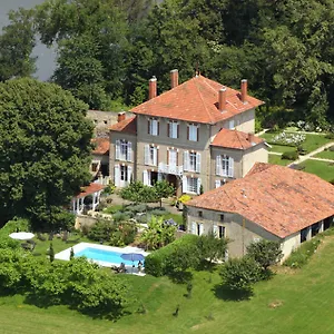 chateau-de-lahitte.midi-pyreneeshotels.com/